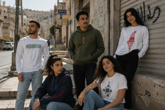Camisetas artesanalmente bordadas
