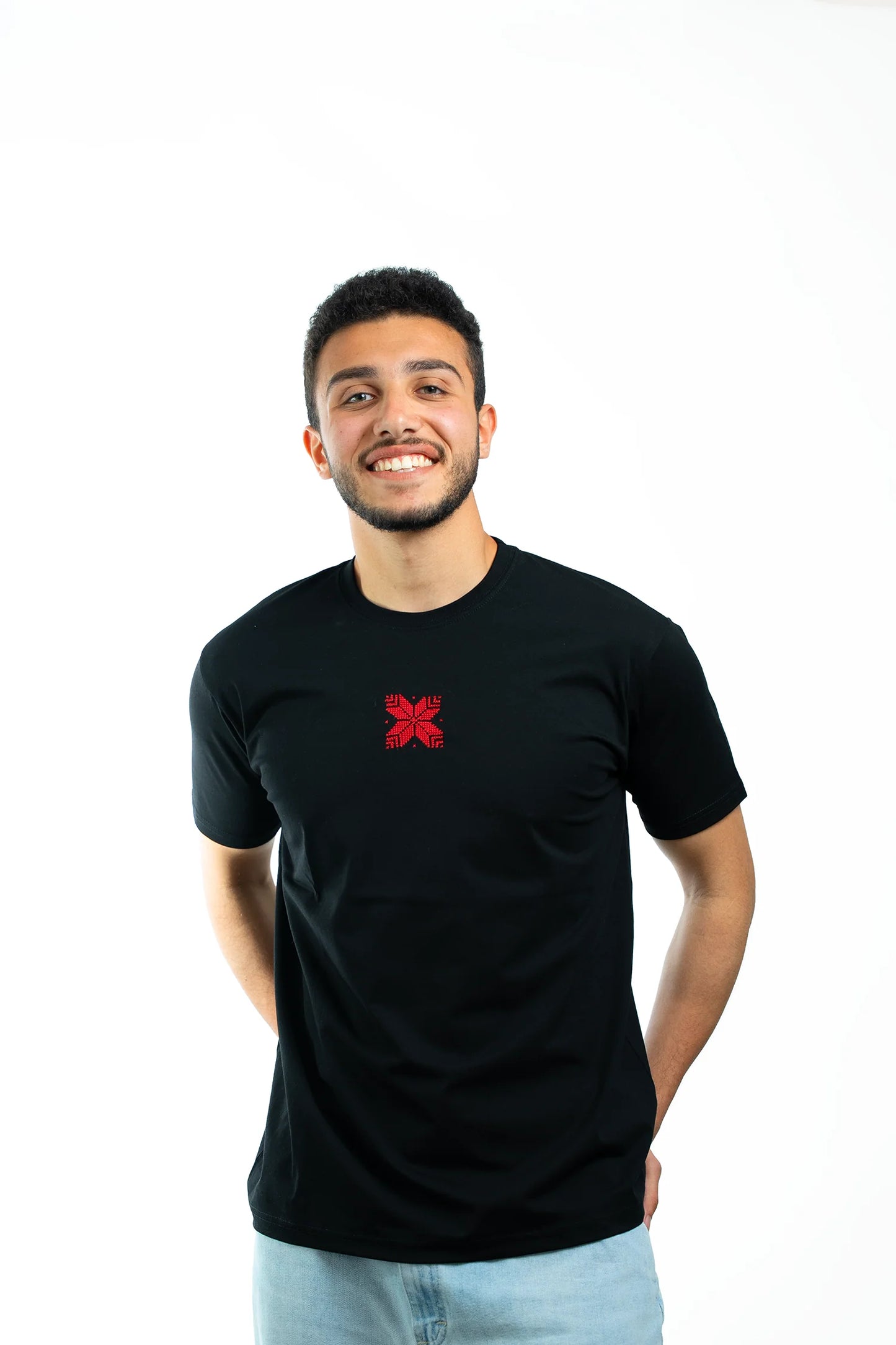 Camisetas artesanalmente bordadas
