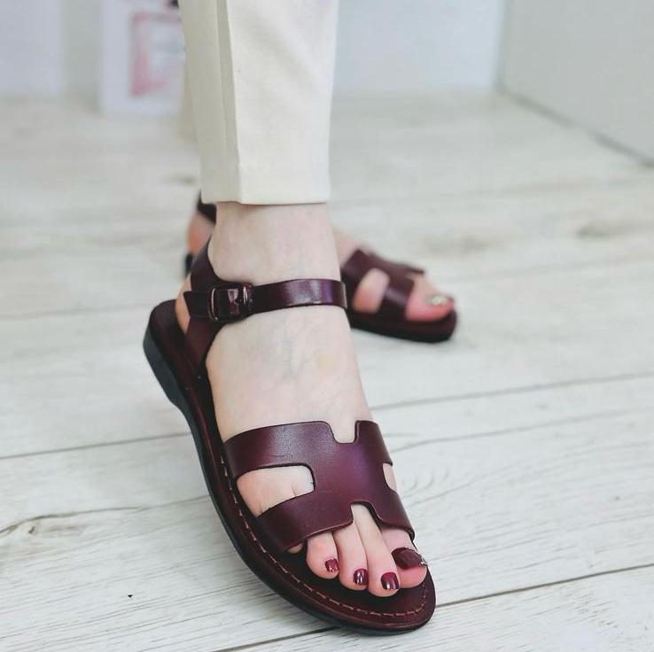Sandals Natural Cuero