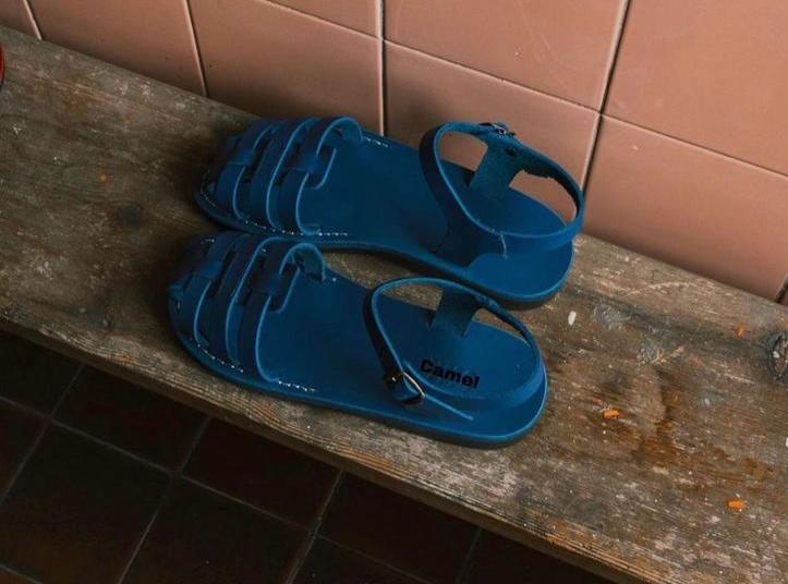 Sandals Natural Cuero