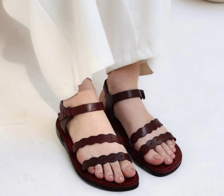 Sandals Natural Cuero
