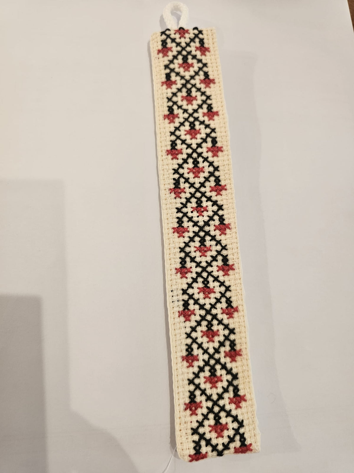 Puntos de libro bordados a mano, Tatreez